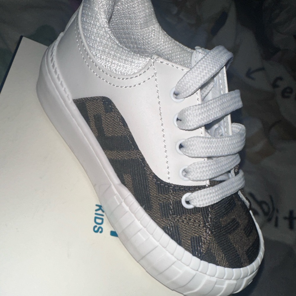 Kid Sneakers